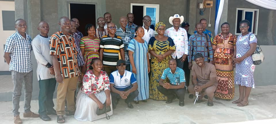 UE/R: Navrongo Senior High School,1983 year’s group supported their Alma Mata