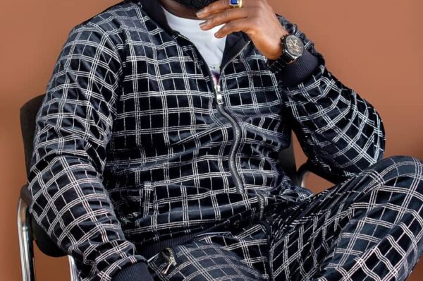 UER: Musician SamAiam embark on a Senior High School tour to educate students against rioting, indiscipline, and drug abuse.